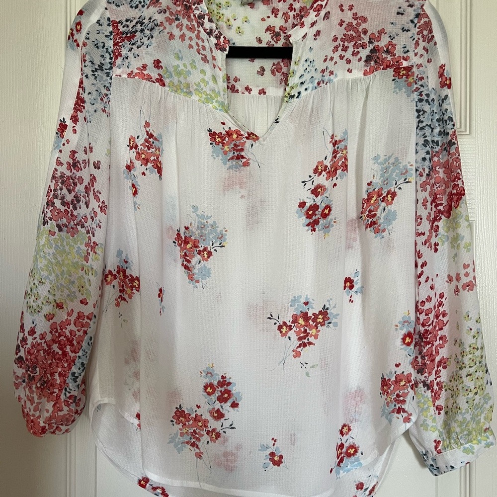 Lucky Brand - Gorgeous semi-sheer blouse